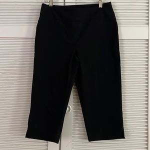 RUBY RD. Stretch Pull On Capri Pants